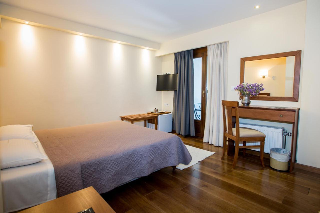 Ellinon Thea Arachova Hotel Buitenkant foto